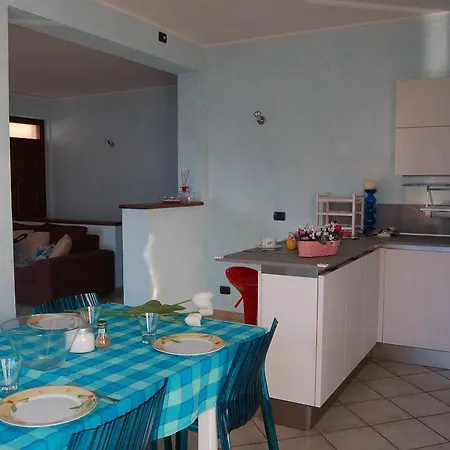 Casa Lui & Toni Apartment *